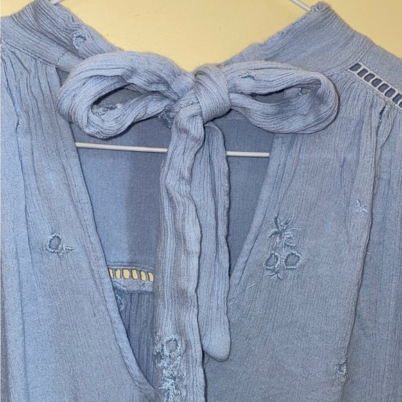 Free people light blue blouse size XS - Picture 2 of 6